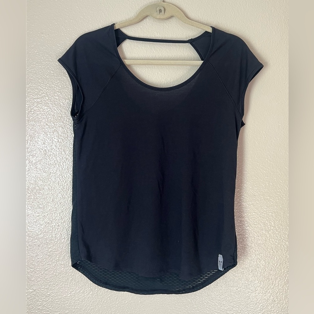 UNDER ARMOUR Scoop Neck Tee 2 for $22 ❇️